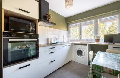 Appartement À Vendre — photo du bien
