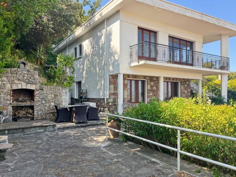 Maison À Vendre composée de 2 appartements (3 et 4 pièces) — photo 1