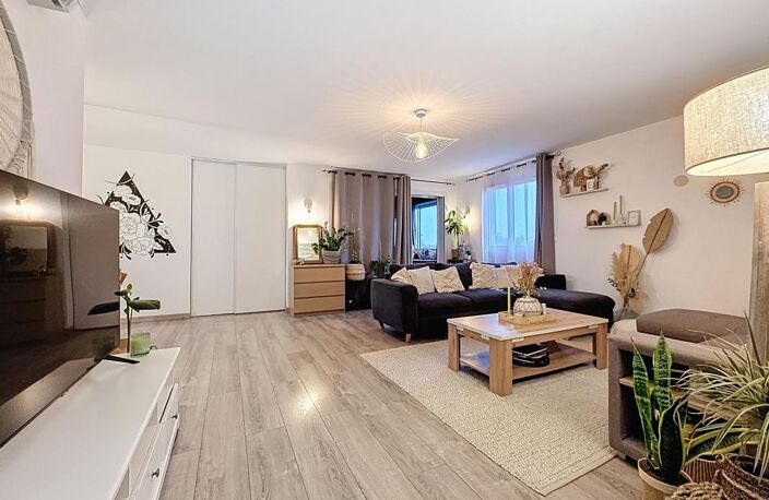 Appartement À Vendre — photo 2