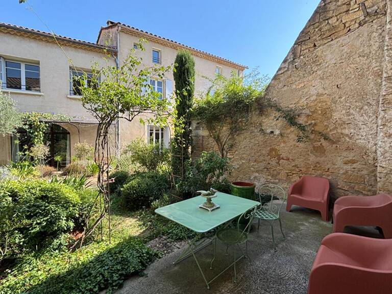 Maison ancienne rénovée avec jardin et piscine — photo 1