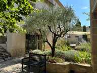 Maison ancienne rénovée avec jardin et piscine — photo 2