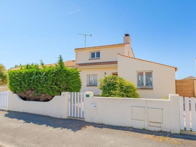 Maison Le Fenouiller 6 pièces 140 m2 - 364000  TTC — photo du bien