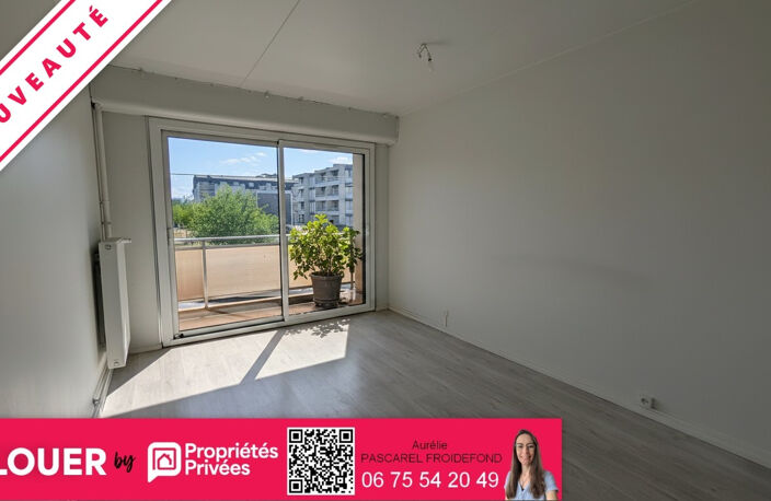 LOCATION : Brive Centre - Proche Hopital  : Apt T3 de 81m² avec SEJOUR DOUBLE+BALCON+ASCENSEUR+PARKING en sous-sol+CAVE+LOCAL VELO — photo 2