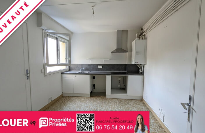 LOCATION : Brive Centre - Proche Hopital  : Apt T3 de 81m² avec SEJOUR DOUBLE+BALCON+ASCENSEUR+PARKING en sous-sol+CAVE+LOCAL VELO — photo 4