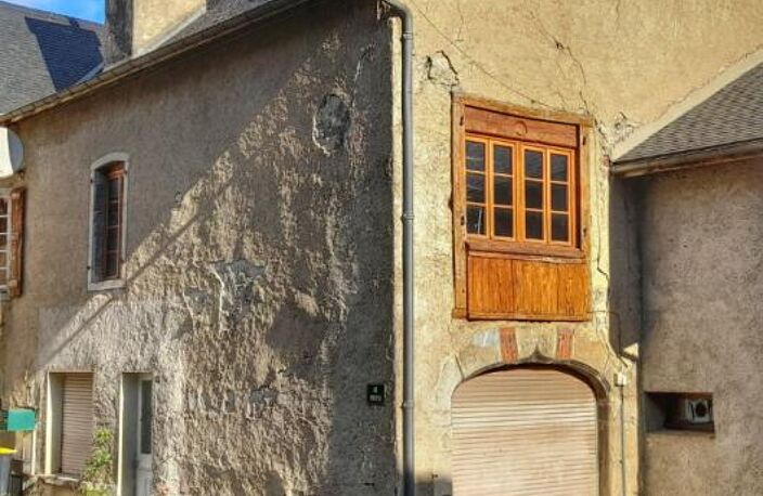 Maison de village à réhabiliter avec fort potentiel — photo 4