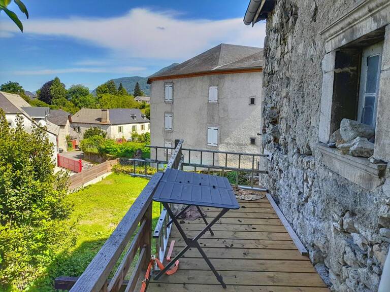 Maison de village à réhabiliter avec fort potentiel — photo 1
