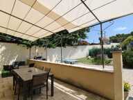 13210 St-Rémy - Mas en pierre 145 m² + gîte 70 m² - Piscine 8X4 - grand terrain — photo 2