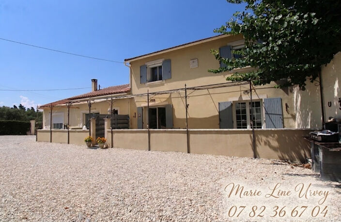 13210 St-Rémy - Mas en pierre 145 m² + gîte 70 m² - Piscine 8X4 - grand terrain — photo 4