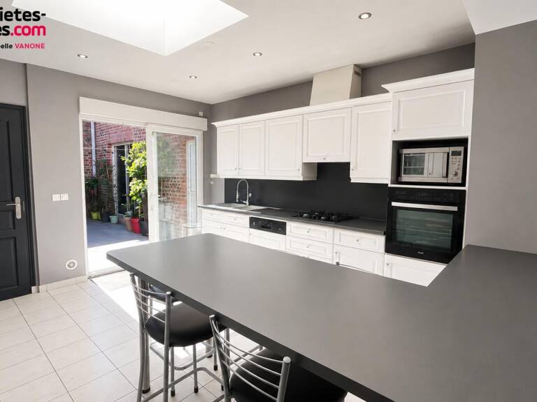 Ensemble immobilier : une maison 4 chambres 135 m² + une maison de 86m² à rénover — photo 1