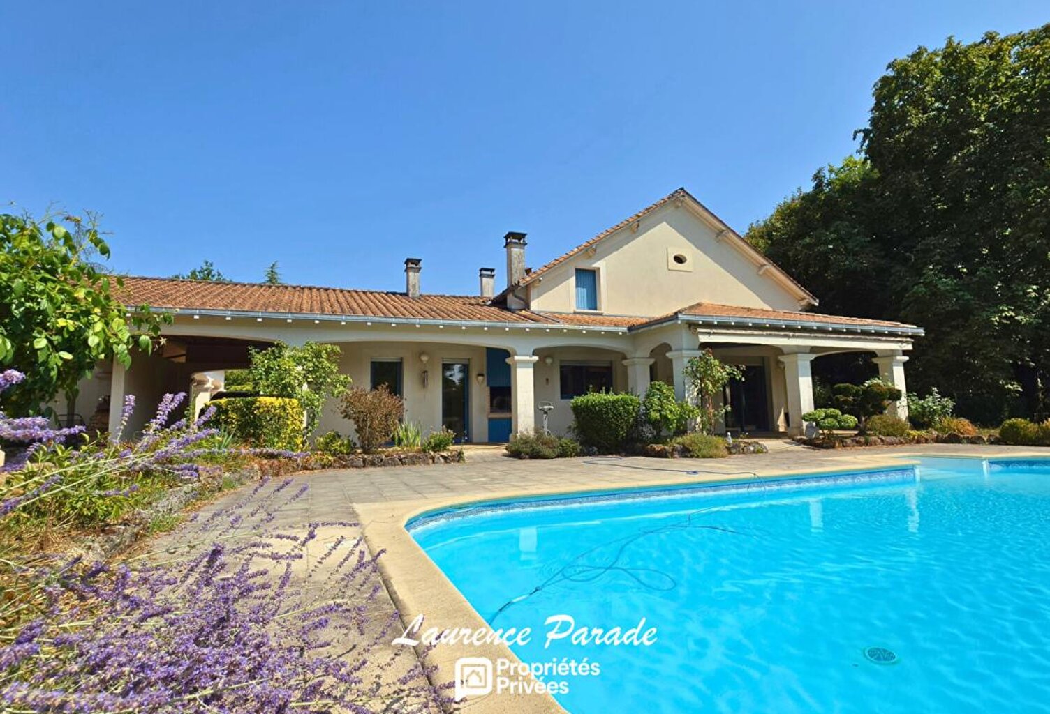 PROPRIÉTÉ DE CARACTÈRE 348 m² de plain Pied 1,8 HECTARES, PISCINE, GARAGE, ENTRE BORDEAUX ET PERIGUEUX, A PROXIMITE DE SAINT-ÉMILION ET BERGERAC — photo 1