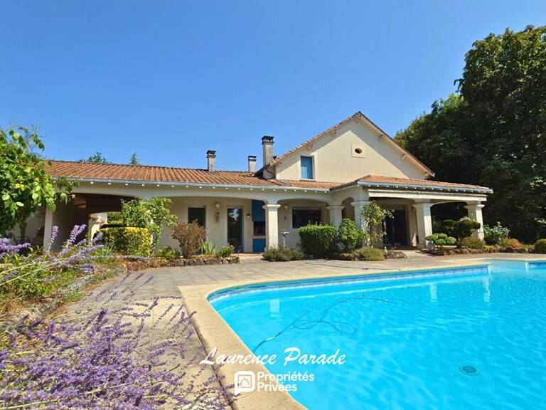 PROPRIÉTÉ DE CARACTÈRE 348 m² de plain Pied 1,8 HECTARES, PISCINE, GARAGE, ENTRE BORDEAUX ET PERIGUEUX, A PROXIMITE DE SAINT-ÉMILION ET BERGERAC — photo 1