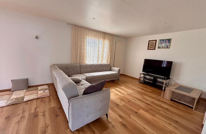 COUP DE COEUR À CHALLUY  Maison familiale de 130 m² avec terrain de 1 045 m² — photo 3