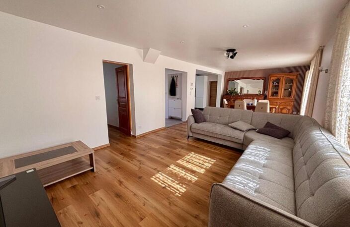 COUP DE COEUR À CHALLUY  Maison familiale de 130 m² avec terrain de 1 045 m² — photo 4
