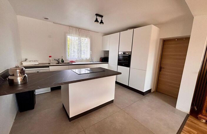 COUP DE COEUR À CHALLUY  Maison familiale de 130 m² avec terrain de 1 045 m² — photo 5