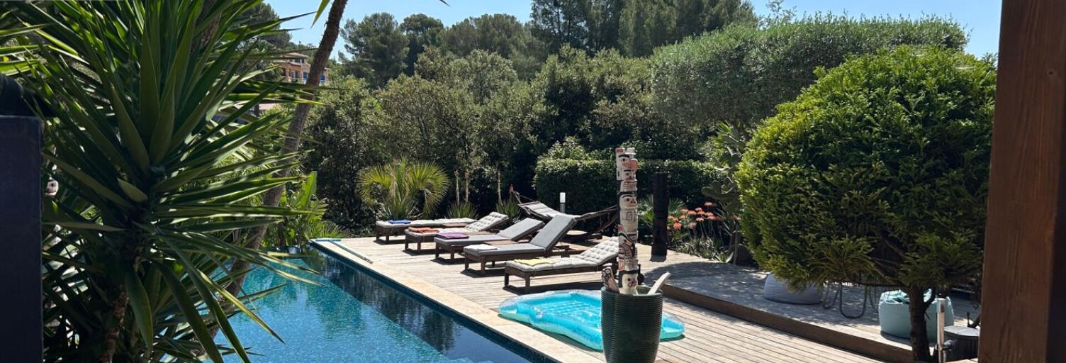 Maison 7 Pièces 235 m² à vendre à Sanary-sur-Mer (83110)