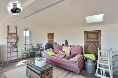 Appartement 4 pièces 218000 €