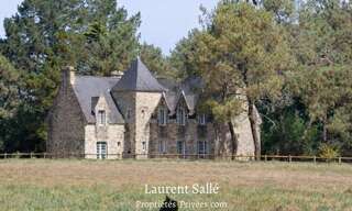 Maison 8 Pièces 247 m² à vendre à Questembert (56230)