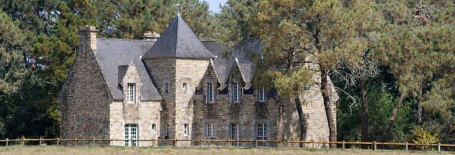 Maison 8 Pièces 247 m² à vendre à Questembert (56230)