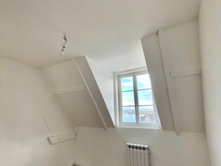 Appartement À Louer — photo 1