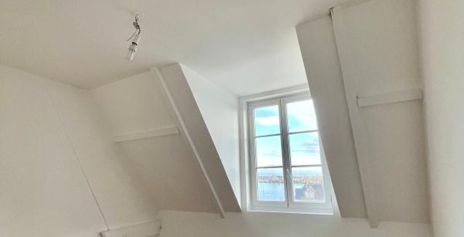 Appartement À Louer — photo 1