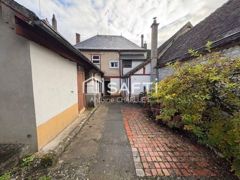 Maison de bourg 132m² CLION — photo 1