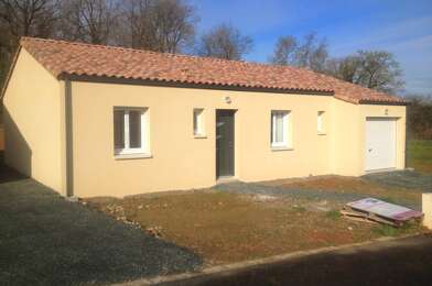 Maison 4 pièces 810 €