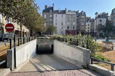 Garage  95000 €