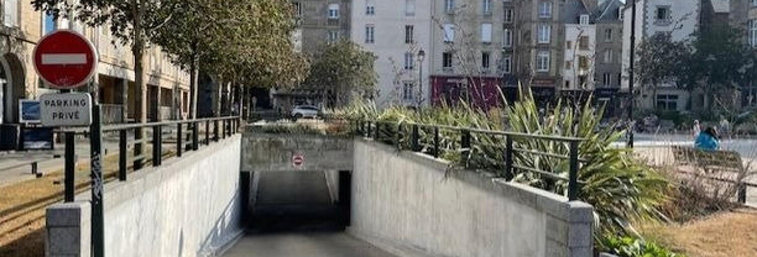 Garage  13 m² à vendre à Saint-Malo (35400)