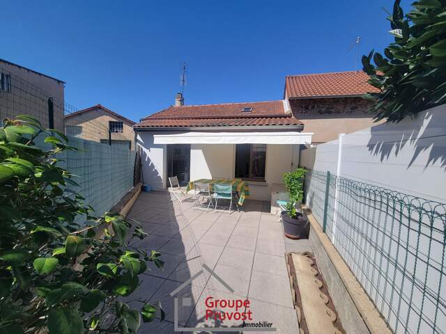 Maison 5 pièces 101 m² à La Pacaudière — photo du bien