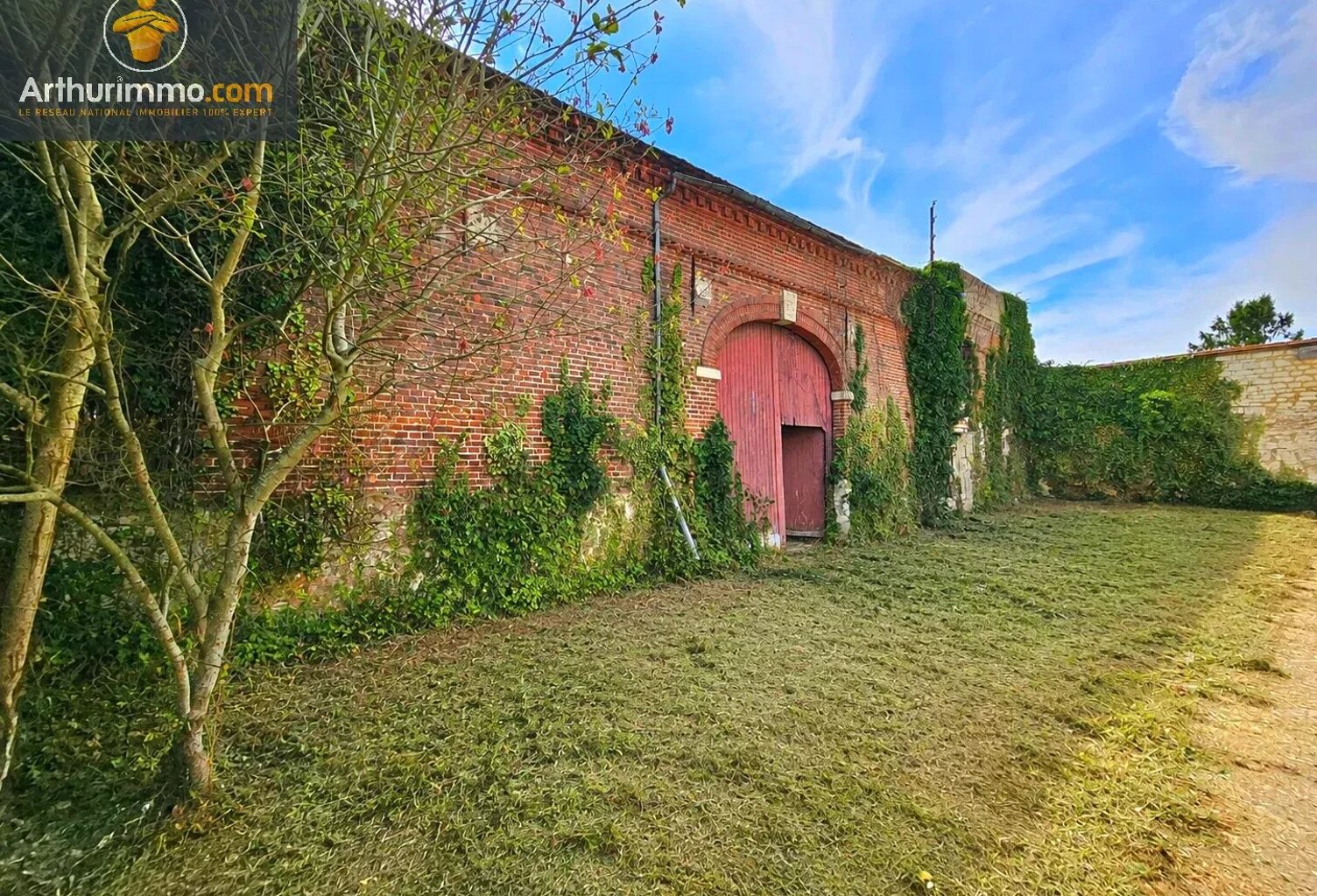 GRANGE - BEAU POTENTIEL À CRESSONSACQ — photo 1