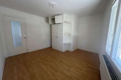 Appartement 4 pièces 700 €