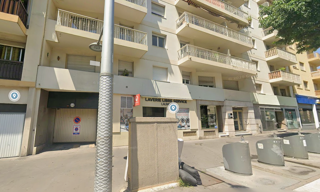 Garage   m² à vendre à Nice (06300)