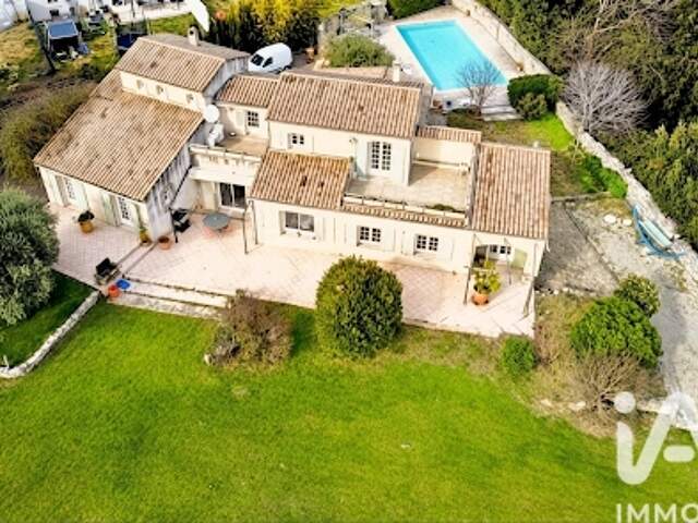 Vente Maison/villa 8 pièces — photo du bien