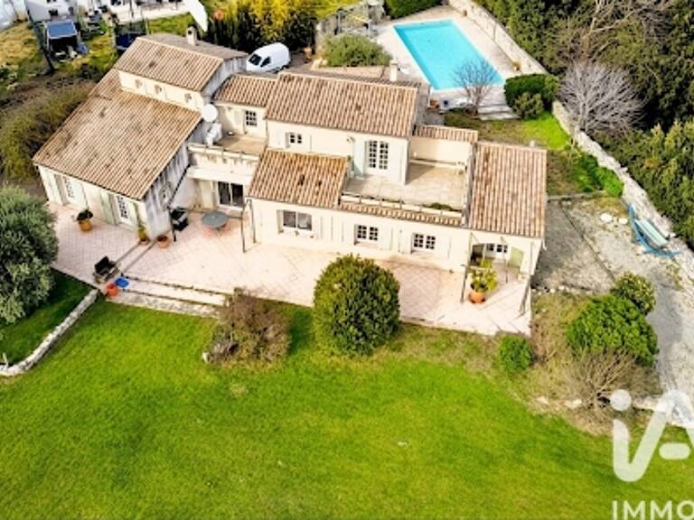 Vente Maison/villa 8 pièces — photo 1