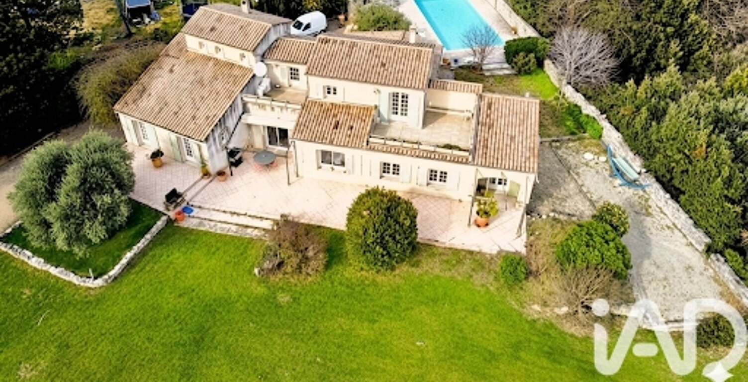Vente Maison/villa 8 pièces — photo 1