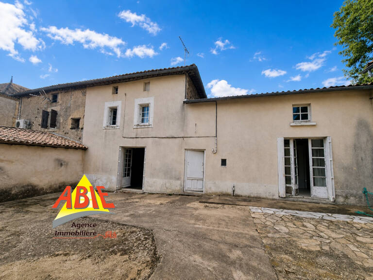 PAMPLIE   MAISON DE 111 m2 AVEC DÉPENDANCE ET TERRAIN — photo 1