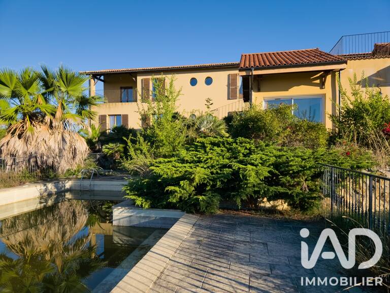 Vente Maison/villa 13 pièces — photo 1