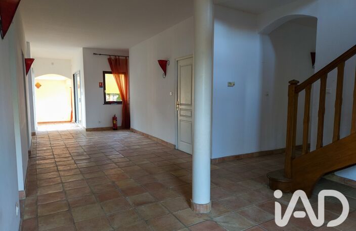Vente Maison/villa 13 pièces — photo 2