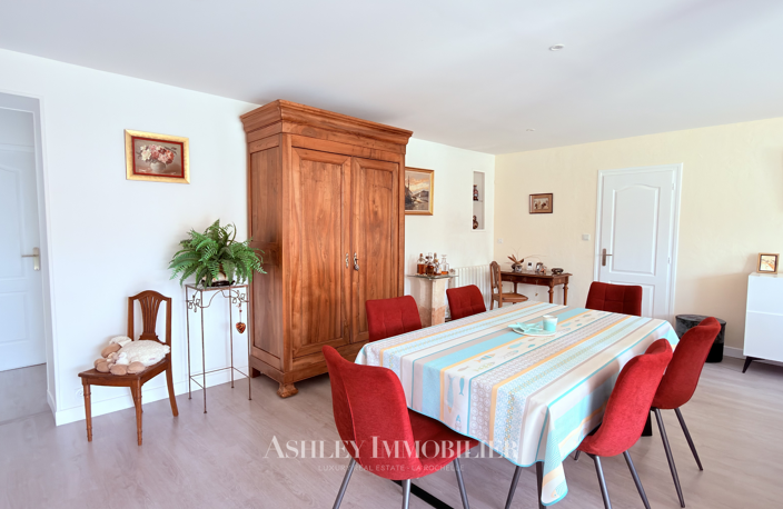 ÉLÉGANTE CHÂTELAILLONAISE DE PLAIN-PIED - PISCINE INTÉRIEURE — photo 5