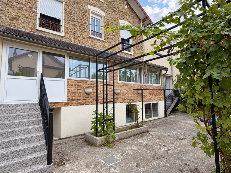 Vente Maison/villa 5 pièces — photo 1