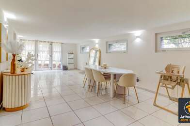 Appartement 6 pièces 1500 €