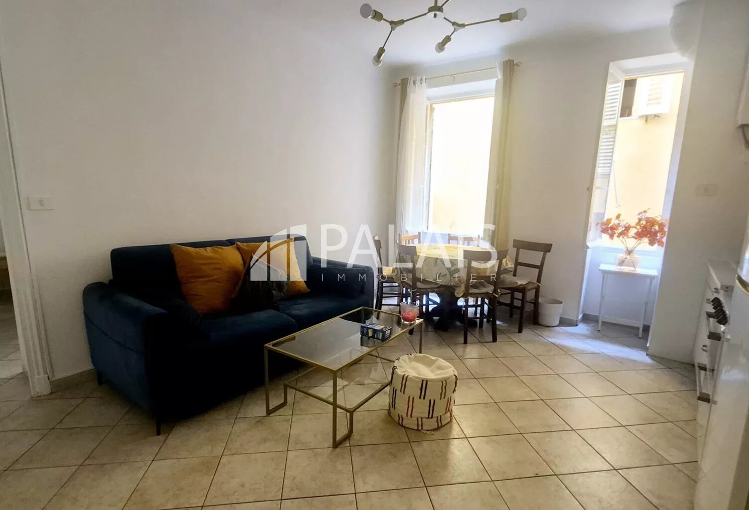 F2 MEUBLE - VIEUX NICE — photo 1