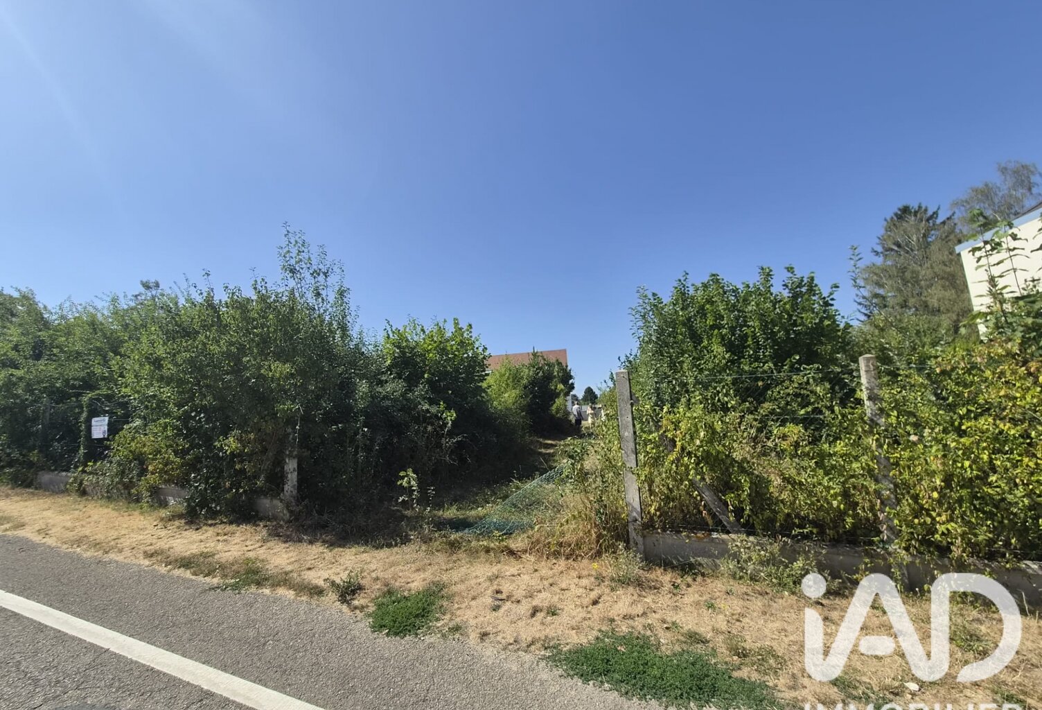 Vente Terrain 339 m&sup2; — photo 1