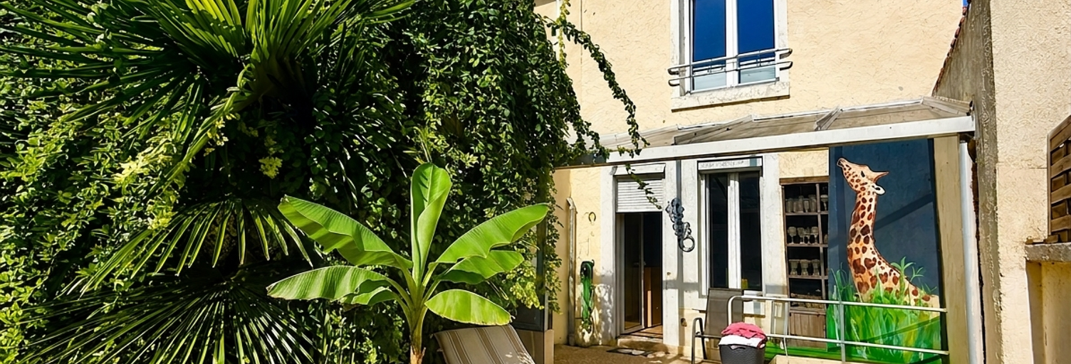Maison 8 Pièces 208 m² à vendre à Cosne-Cours-sur-Loire (58200)
