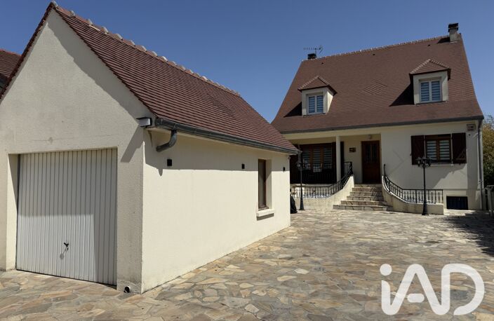 Vente Maison/villa 9 pièces — photo 2