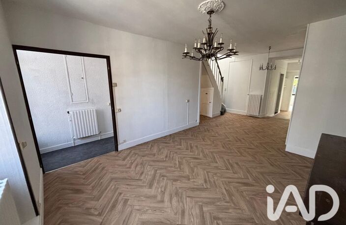 Vente Maison de ville 4 pièces — photo 2