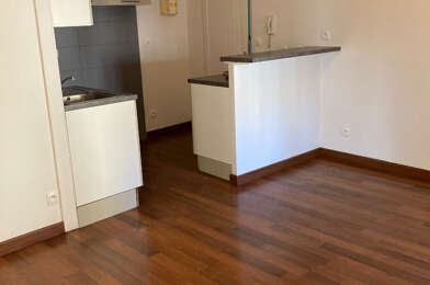 Appartement 3 pièces 590 €