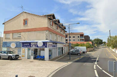 Commerce  713 €