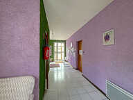 BLAGNAC - Place du Relais - Local commercial d'environ 66.27 m² traversant — photo 3