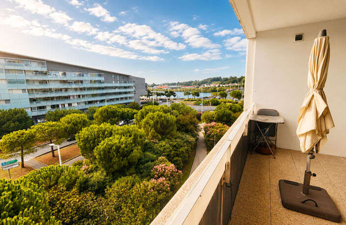 Bayonne Marinadour - Beau type 2 de 53 m² H + terrasse + place de parking — photo 2